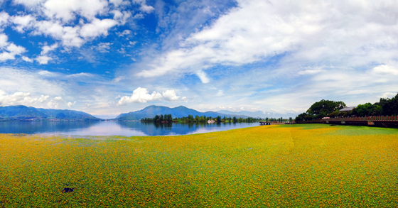 西昌邛海美景   胡小平 攝.jpg