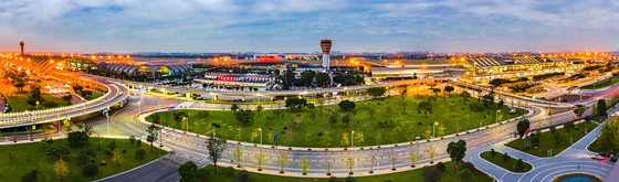 雙流機(jī)場(chǎng)航站樓 程從信 攝_副本.jpg