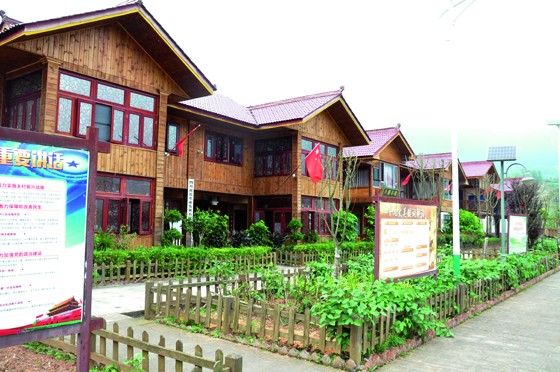 龍門鎮(zhèn)白伙新村開辦的休閑農(nóng)家樂和民宿.JPG