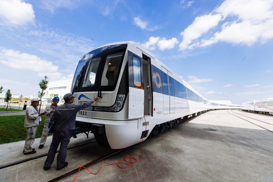 “成都造”地鐵車輛在新都下線.jpg
