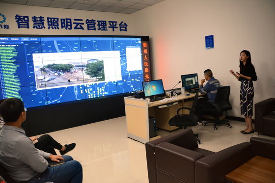 崇州市智慧照明云管理平臺  車文斌 攝.JPG