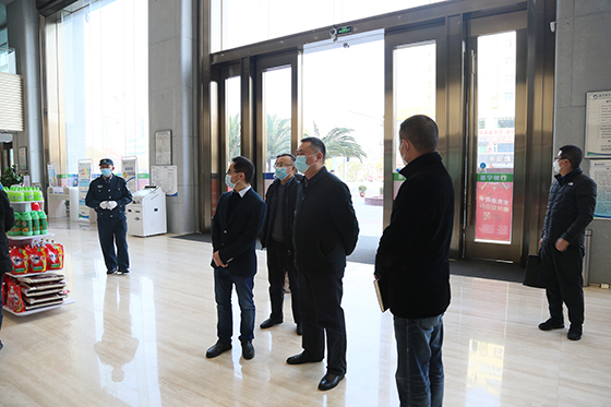 遂寧銀保監(jiān)分局局長(zhǎng)舒悅到遂寧銀行調(diào)研.JPG