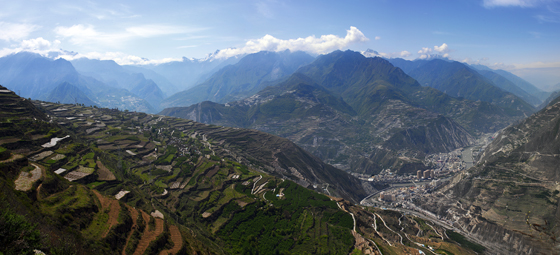 0 汶川的青山綠水，是祖國的生態(tài)屏障.jpg
