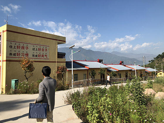 書夫村易地搬遷集中安置點(diǎn) 羅瑩攝.jpg