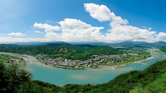 湔江河谷旅游區(qū)   品鑒彭州供圖.png