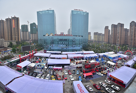 車房展全景圖蘭自  濤攝.jpg