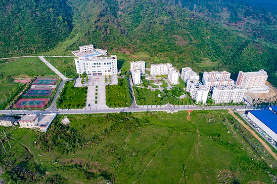 5 竹馬工業(yè)園區(qū)全景1.jpg