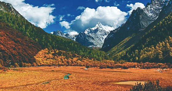2 亞丁三神山之“夏諾多吉”雪峰(賈慶祥  攝 貴州 貴陽(yáng)）.jpg