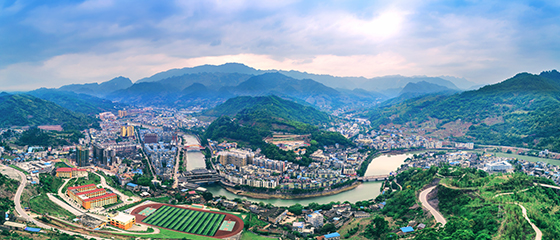 1 馬邊縣城全景5.jpg