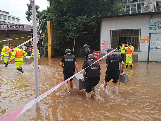 緊急轉(zhuǎn)移現(xiàn)金和重控、 檔案資料、重要機(jī)具設(shè)備.jpg