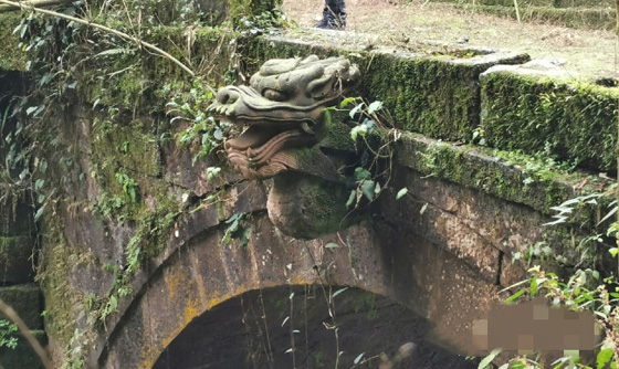 距今244年的高平橋，橋上龍頭造型保存完好.jpg