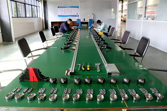 午躍科技康養(yǎng)輔具產(chǎn)品  溫繼燕 攝.JPG