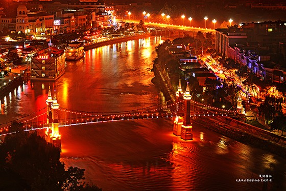天府新區(qū)成都華陽戛納濱江夜景  肖劍華 攝.jpg