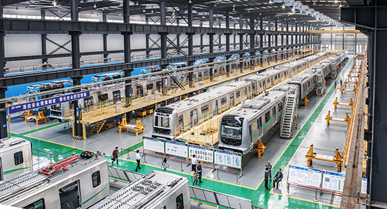 成都市新津區(qū)的機(jī)車生產(chǎn)車間 新津區(qū)委宣傳部供圖.jpg