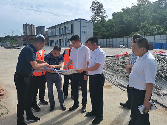 四川省中江縣縣長(zhǎng)魏宇調(diào)研重點(diǎn)項(xiàng)目建設(shè).jpg