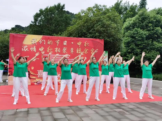 余家村舉辦中秋節(jié)主題文藝活動.jpg