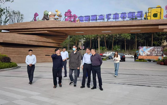 自貢銀行行長跑基層 著力解決“急難愁盼”.png