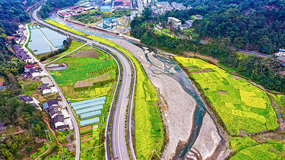 (2)四川省沐川縣陽春三月美麗的鄉(xiāng)村風(fēng)光  余楊 王榮鋼 崔前東 攝.jpg