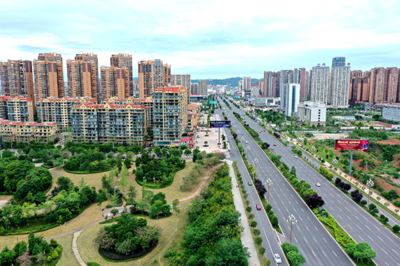 (5)位于成都南外70公里的四川省仁壽縣新城區(qū)  潘建勇 攝.jpg