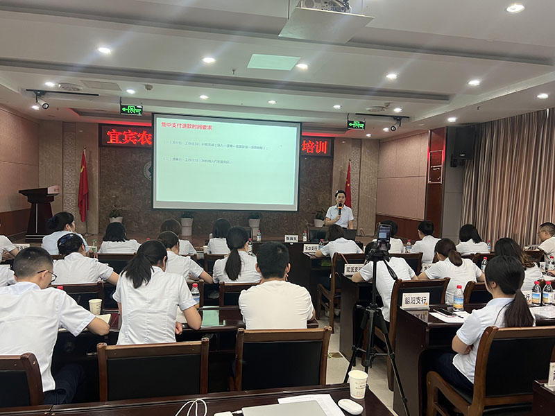 1國(guó)庫(kù)業(yè)務(wù)培訓(xùn)現(xiàn)場(chǎng).jpg