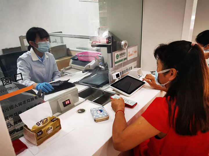 3嚴格柜面服務.jpg