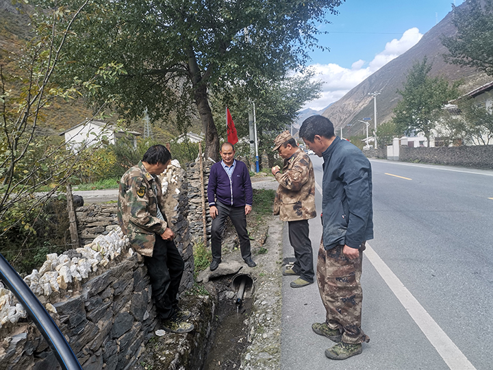 1666339461635521.jpg 和村民一起解決問題.jpg