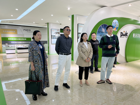 1666345107691240.jpg 賈晉一行在四川帕沃可礦物纖維制品有限公司參觀.jpg