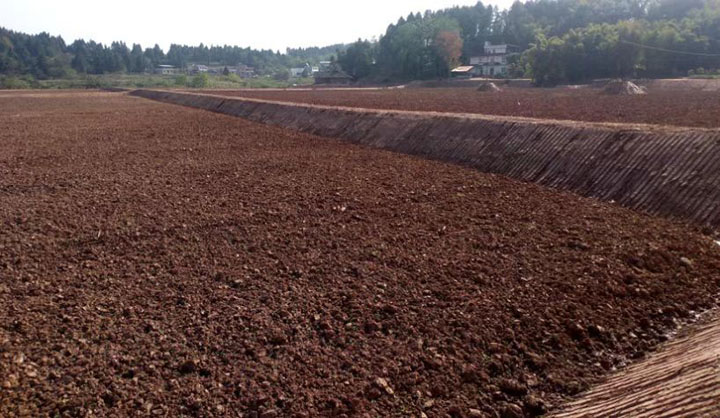 1669276200699275.jpg 4.平整的田塊.jpg