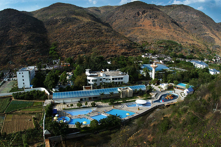 5紅格溫泉度假村 蘇啟國 攝.JPG