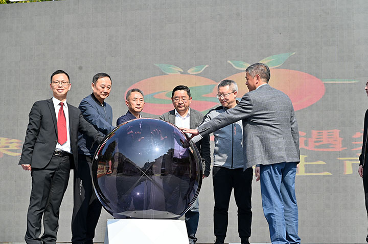 圖3  3月11日，重慶市榮昌區(qū)清流鎮(zhèn)清流社區(qū)，“清平唱響‘雙城記’、夢(mèng)逐鄉(xiāng)村‘消費(fèi)季’暨榮昌區(qū)第六屆金血橙豐收節(jié)”啟幕.jpg