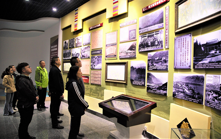 1688109411280509.jpg c.jpg