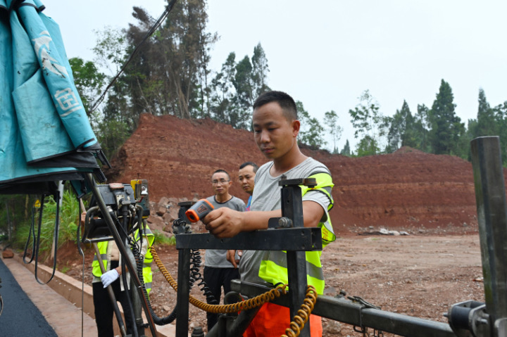 1689910917277338.jpg 4.JPG