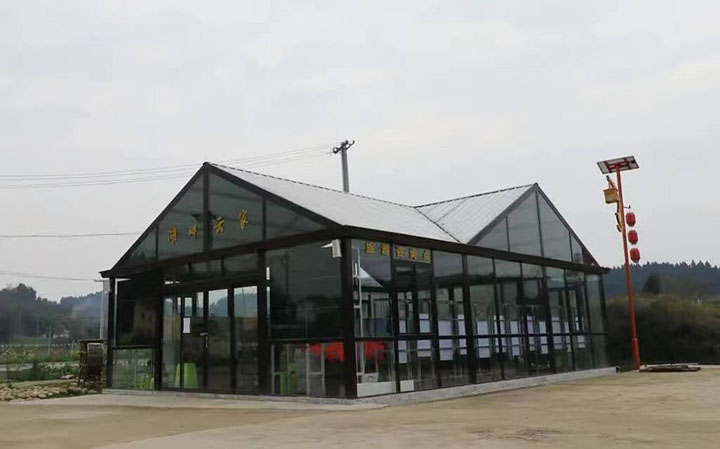 圖2 石佛鎮(zhèn)榮家溝村“湖畔云家”村史館.jpg