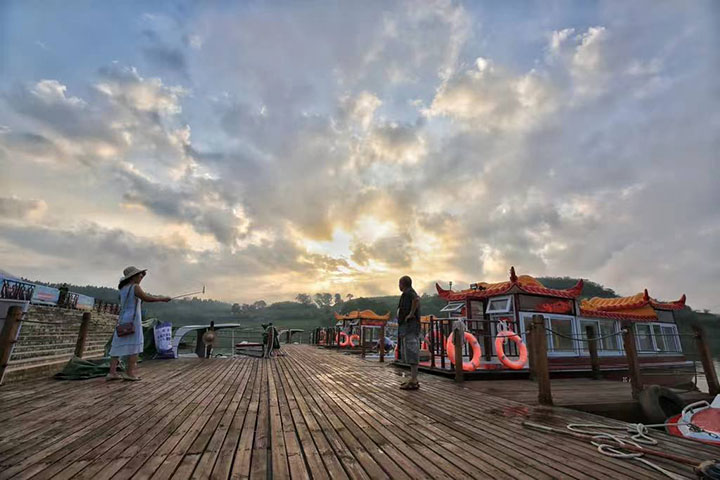 圖4 石佛鎮(zhèn)榮家溝村碼頭.jpg