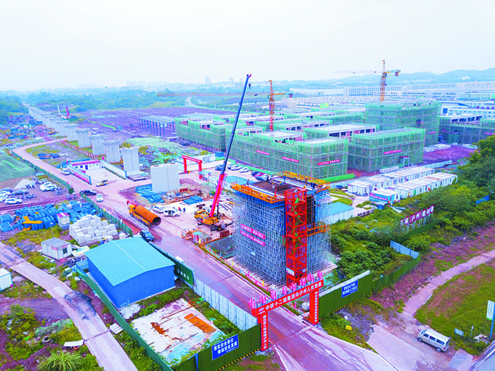 1渝昆高鐵瀘州市龍馬潭區(qū)段建設現(xiàn)場  楊尚威攝.jpg