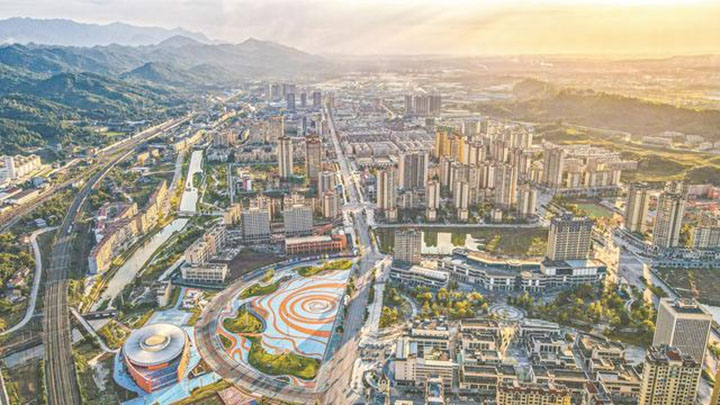 圖1  城市提質(zhì)煥新顏.jpg