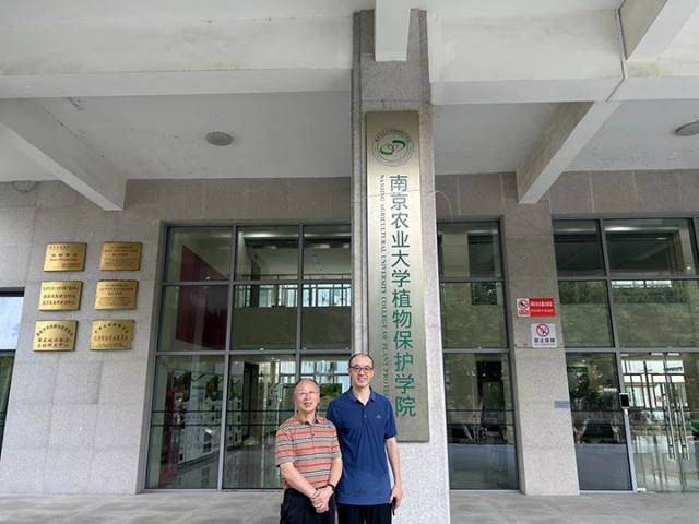 1 李后強(qiáng)在南京農(nóng)業(yè)大學(xué)調(diào)研.png