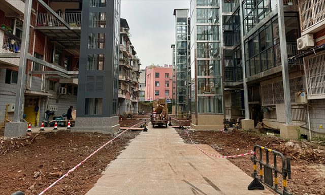 圖1  紅盾小區(qū)改造中.png