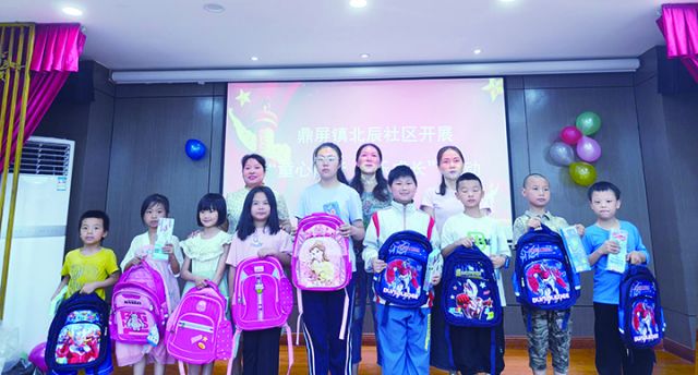 1741177051353261.jpg 北辰社區(qū)組織童心活動(dòng).jpg