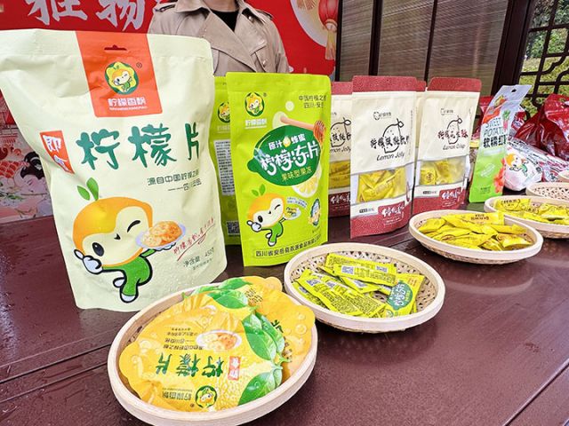 圖5  活動(dòng)現(xiàn)場。呂敏 攝.jpg