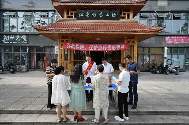 1748340298604410.jpg 1宣傳現(xiàn)場(chǎng).jpg