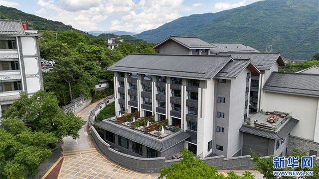 圖6  石門關(guān)景區(qū)內(nèi)的民宿（7月11日攝）。新華網(wǎng)發(fā)（劉東 攝） 拷貝.jpg