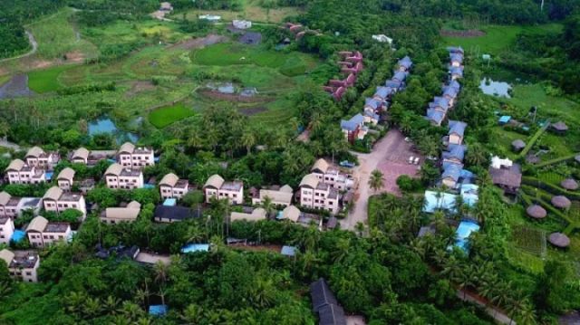 圖2  保亭美麗鄉(xiāng)村（許耀明 攝）.jpg