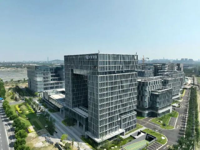 1755852194791485.jpg 圖3 海寧樂派芯園科技有限公司一覽(吳劼倫 攝).jpg