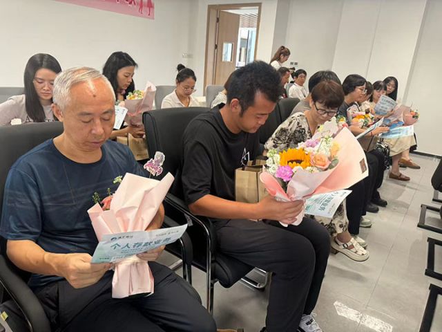 1757667656968671.jpg 2.jpg