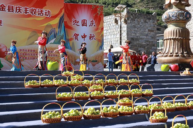 1758617299889969.jpg 2.jpg