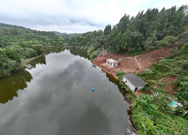 圖2  合義鄉(xiāng)新建提灌站。潘政吉  攝.jpg