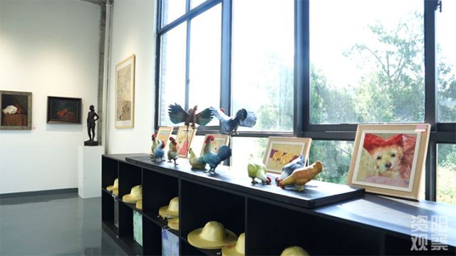 圖4  紅碑藝谷文旅村內(nèi)的山水畫廊 拷貝.jpg