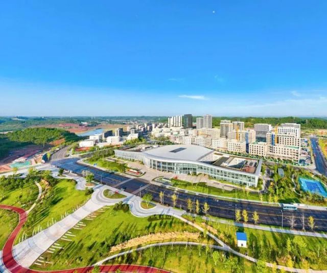 圖1  臨空經(jīng)濟(jì)區(qū)孵化中心.jpg